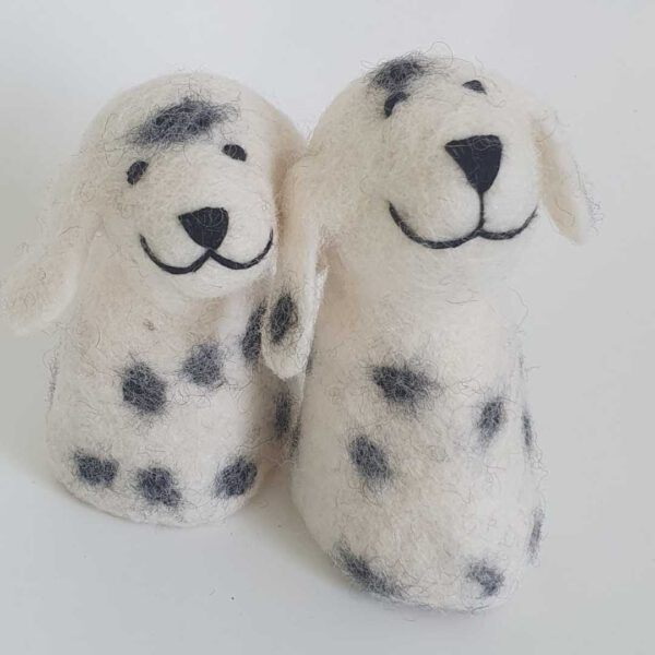 dalmatiner-hund-aus-filz