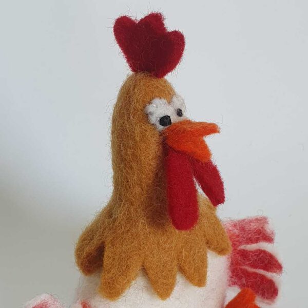filzeierwaermer-huhn