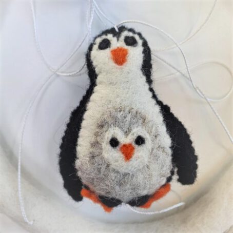 filz mobile polar pinguin