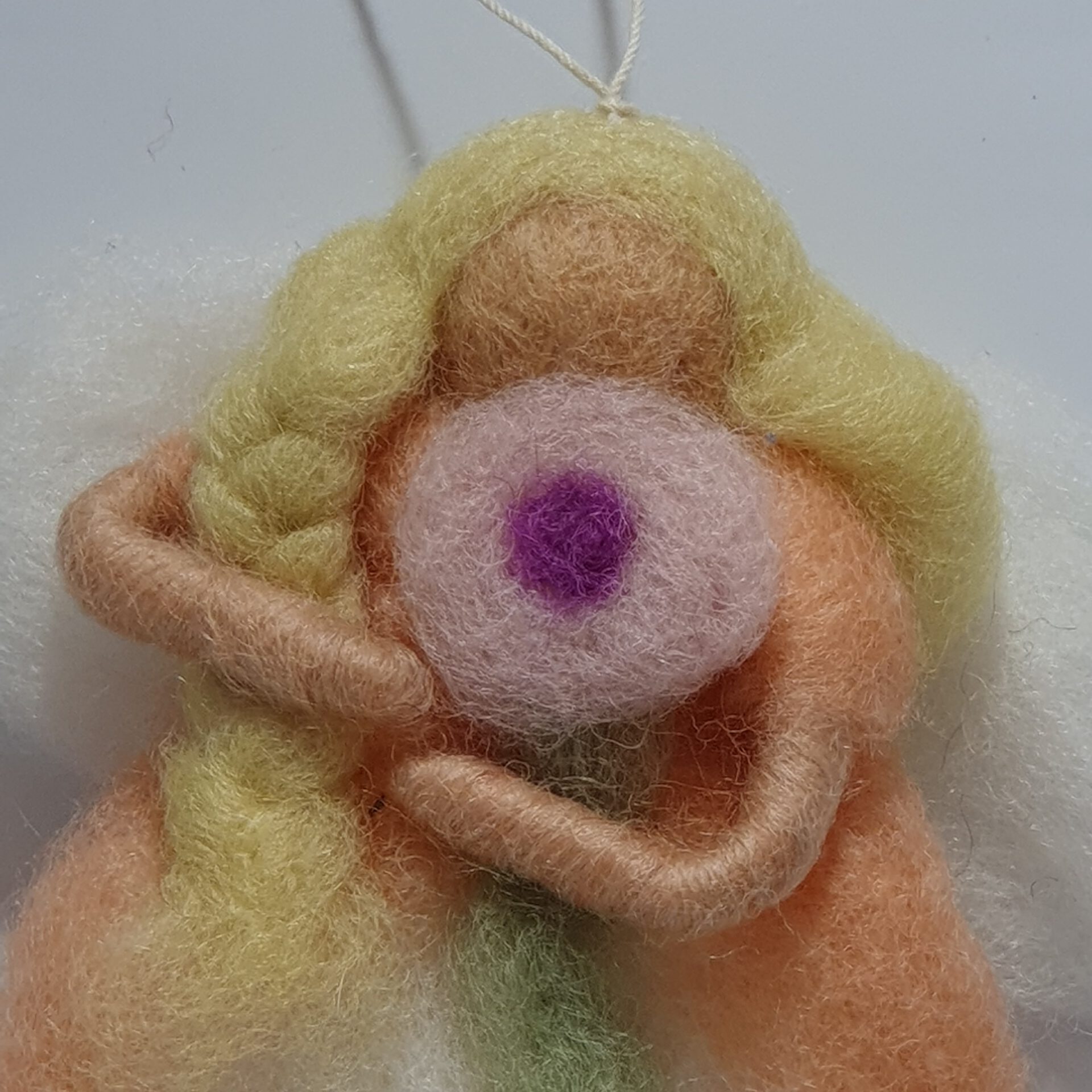 Engel aus Märchenwolle, pfirsich 3 Engel aus Märchnwolle, pfirsischfarbener Umhang