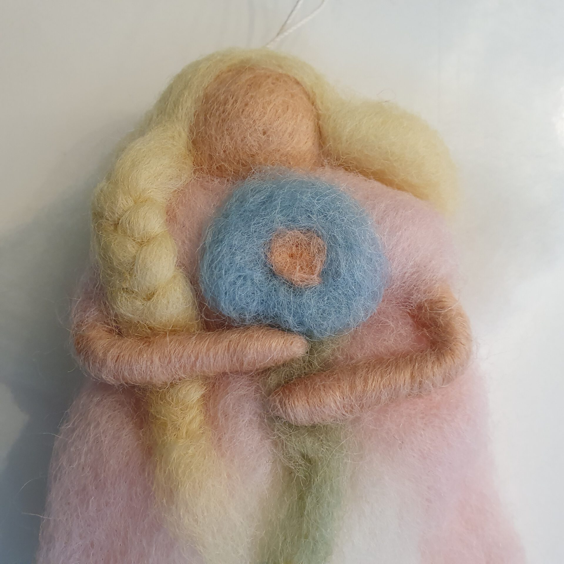 Engel aus Märchenwolle, rosa 2 Engel aus Märchenwolle, rosa Umhang