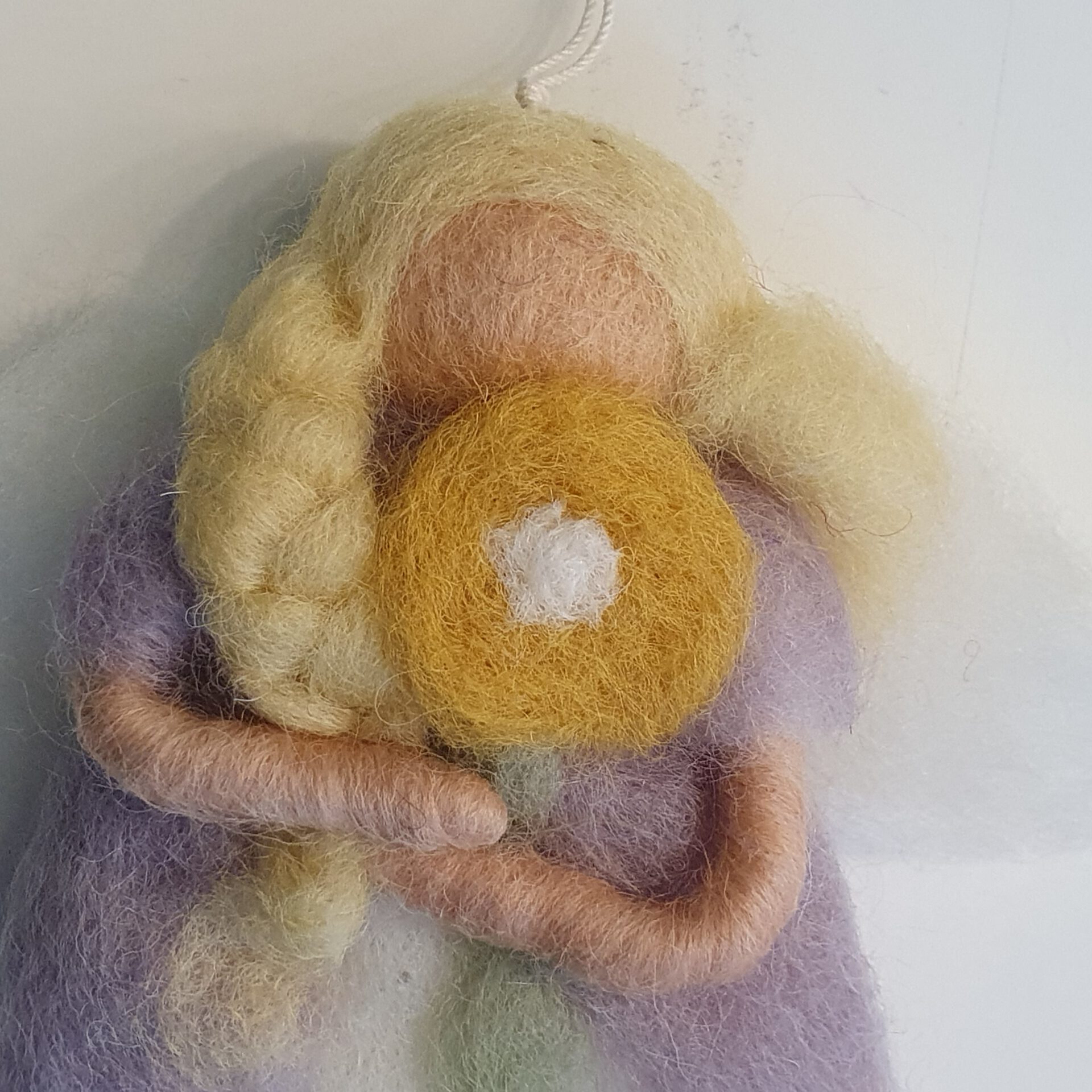 Engel aus Märchenwolle, flieder 2 Engel aus Märchenwolle, flieder Umhang