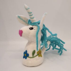 Filzeierwärmer Einhorn mit blauen Fransen